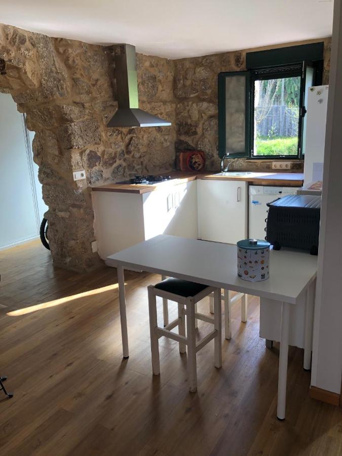 Muino. Pequena Casita Cerca De Playa America Nigran Luaran gambar