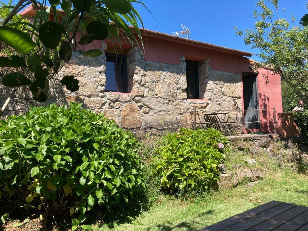 Muino. Pequena Casita Cerca De Playa America Nigran Luaran gambar